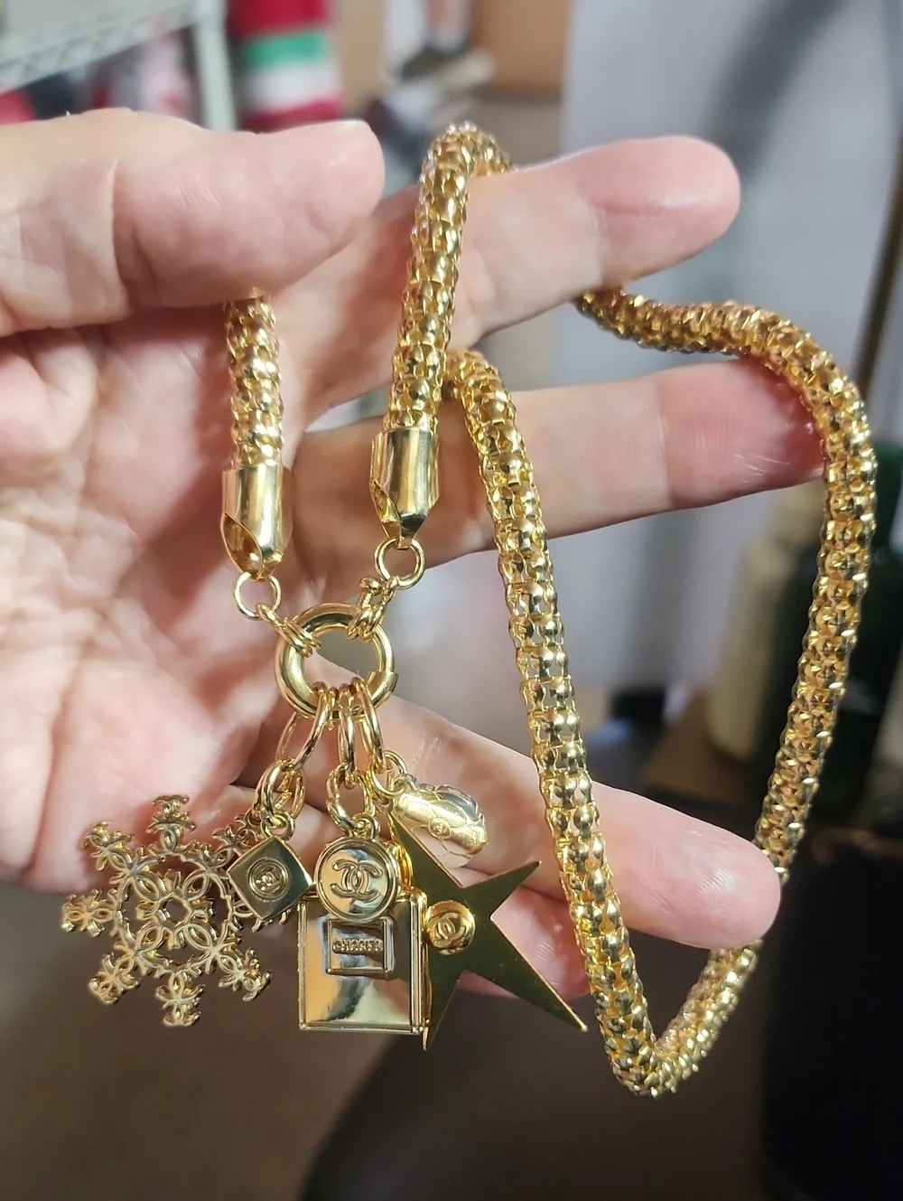 Chanel Christmas Charms Set Of 5 W/ Free Gold Tone Charm Necklace 1 Of A Kind!